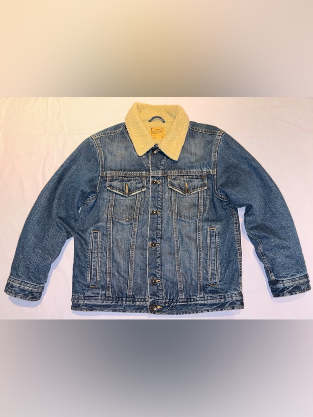Vintage Old Navy Men’s Sherpa-Lined Blue Denim Trucker Jacket Size Medium